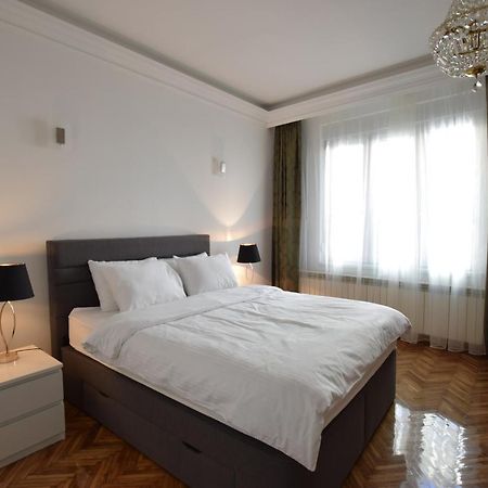 Crown Apartment - Your Most Comfortable Stay Belgrad Zewnętrze zdjęcie