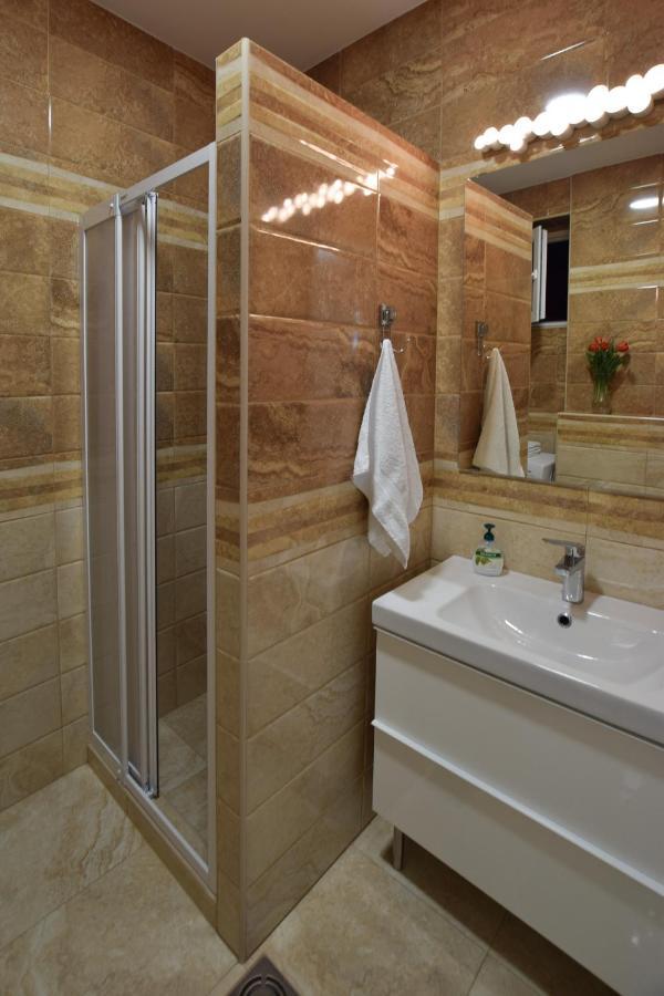 Crown Apartment - Your Most Comfortable Stay Belgrad Zewnętrze zdjęcie
